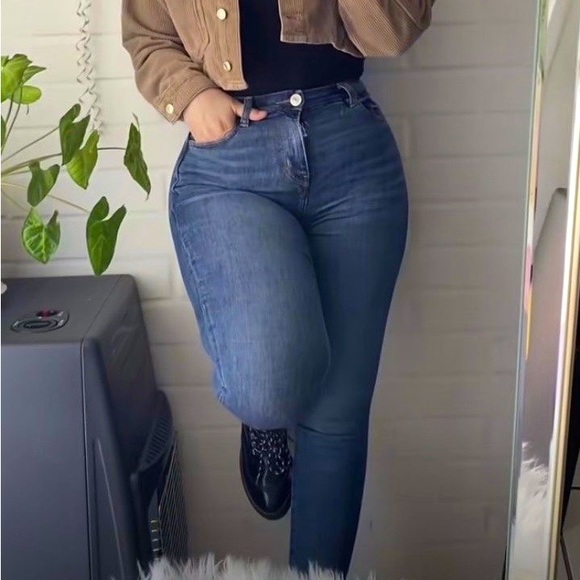 Blue High rise skinny jeans - Picture 2 of 3